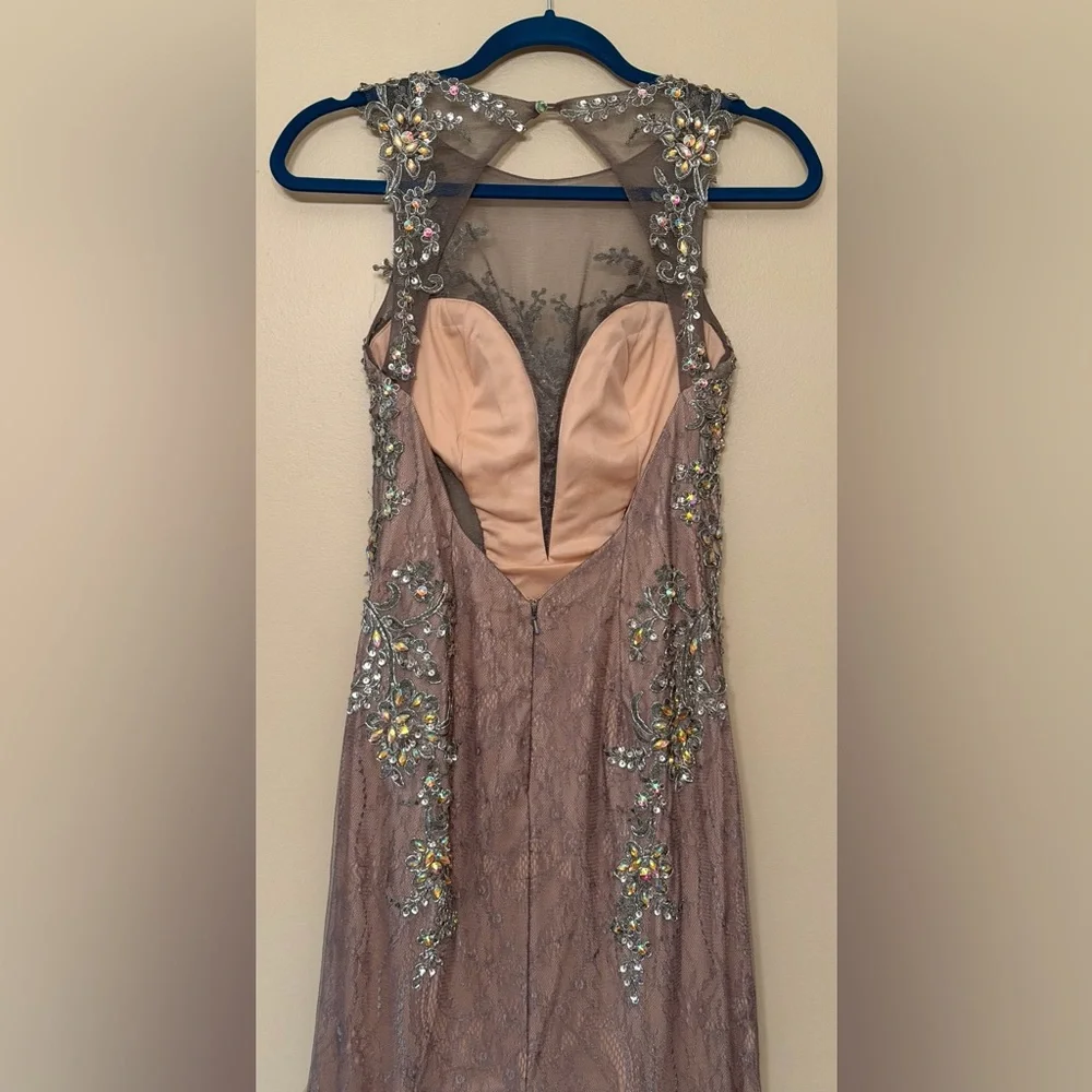 Jovani 98665 prom dress in gunmetal grey. Lace underlay & illusion neckline Sz 6 - Picture 11 of 16